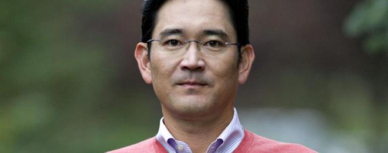 В Южной Корее выписан ордер на арест руководителя Samsung Electronics