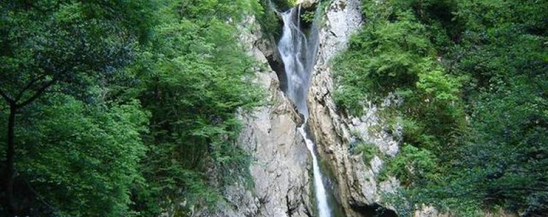 Живописные Агурские водопады, Краснодарский край, Россия