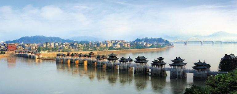 Древний плавающий мост Гуанцзы 