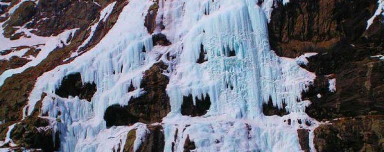 Большой Зейгеланский водопад — первый по высоте водопад в Европе и второй в России. Высота водопада более 600 метров. Данные о высоте являются приблизительными, так как получены на основании изучения карт высот местности. Водопад находится в Северной Осет